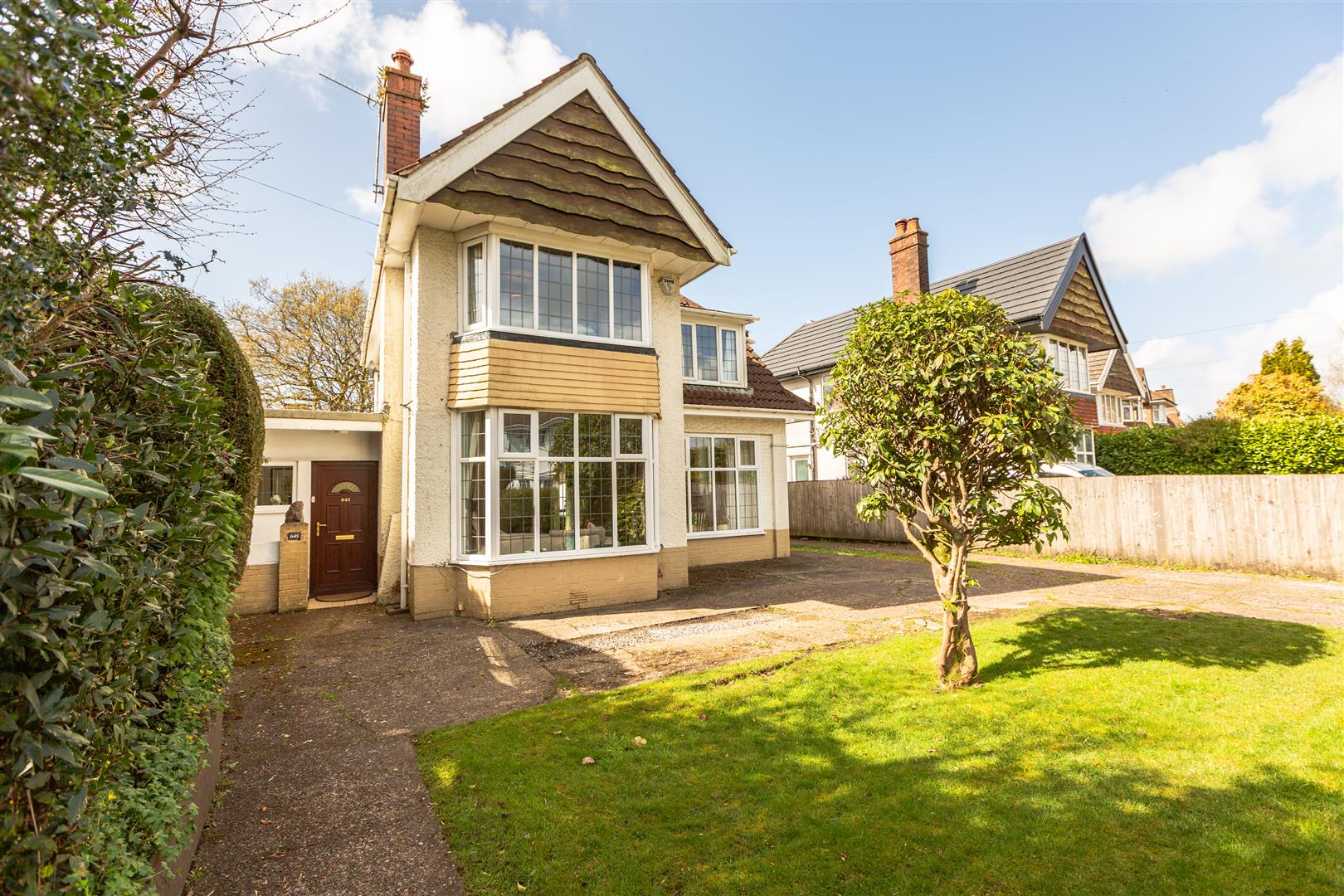 Gower Road, Upper Killay, Swansea, SA2 7HE